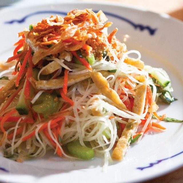 Raw mango Papaya salad